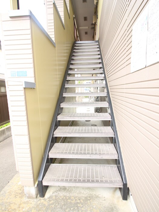 建物設備 リトルシャトー荒巻