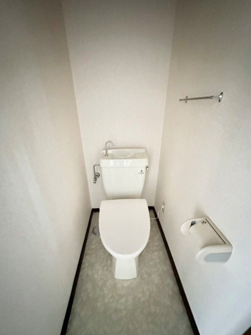 トイレ コ－ポアザレア