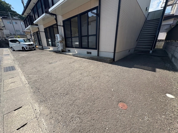 駐車場 フレグランススズキ