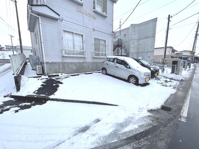 駐車場 レオハイツ八乙女