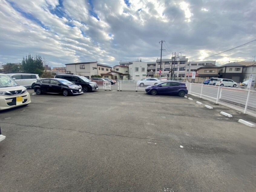 駐車場 プレジデント岩沼弐番館