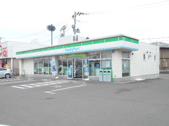 ファミリーマート新田東店(コンビニ)まで270m ｱﾌｫﾘｵｽﾃｰｼｮﾝﾉ-ｽ弐番館