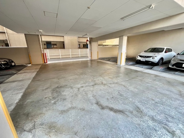 駐車場 リビングステージ木町通