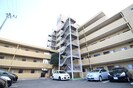ﾀﾞｲｱﾊﾟﾚｽｽﾃｰｼｮﾝﾌﾟﾗｻﾞ名取（110）の外観