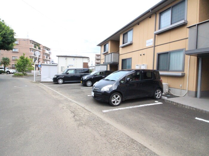 駐車場 ウェルネス　ハギ