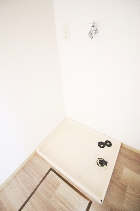 洗濯機置場 セジュール雷Ⅵ