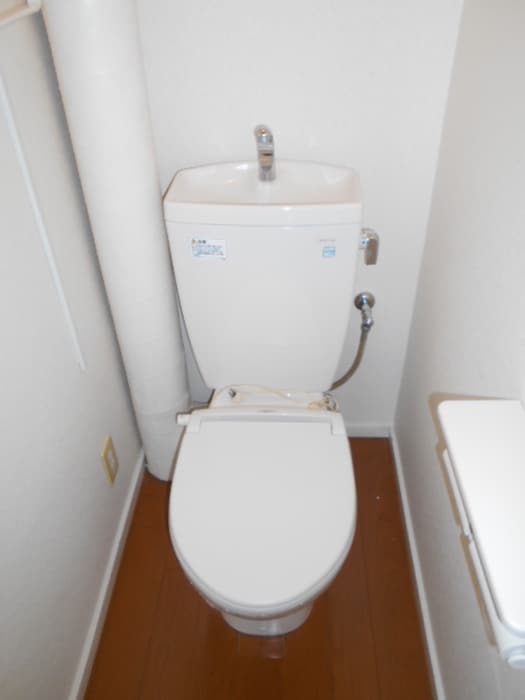 トイレ 二軒茶屋グランドハイツ