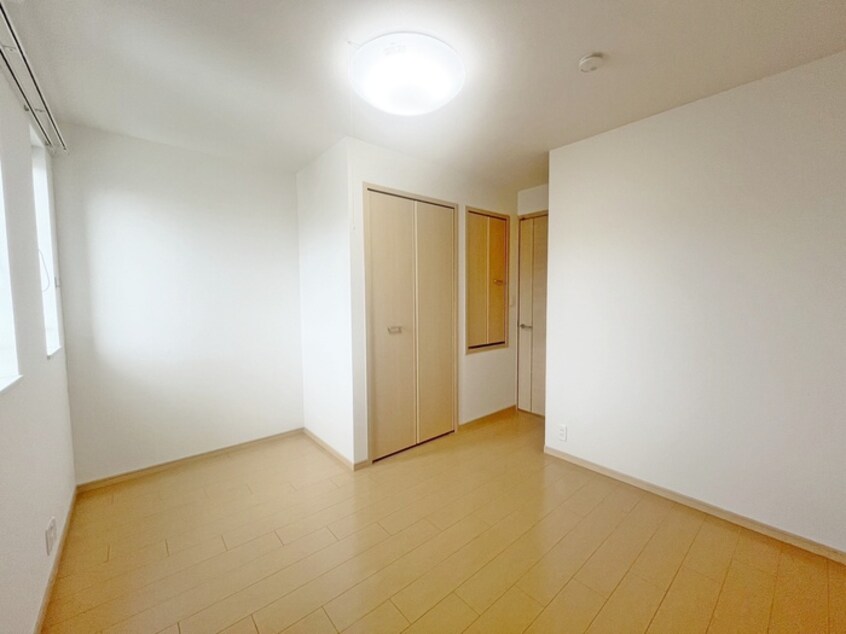 内観写真 ＳＨＩＮＥ－Ｃ