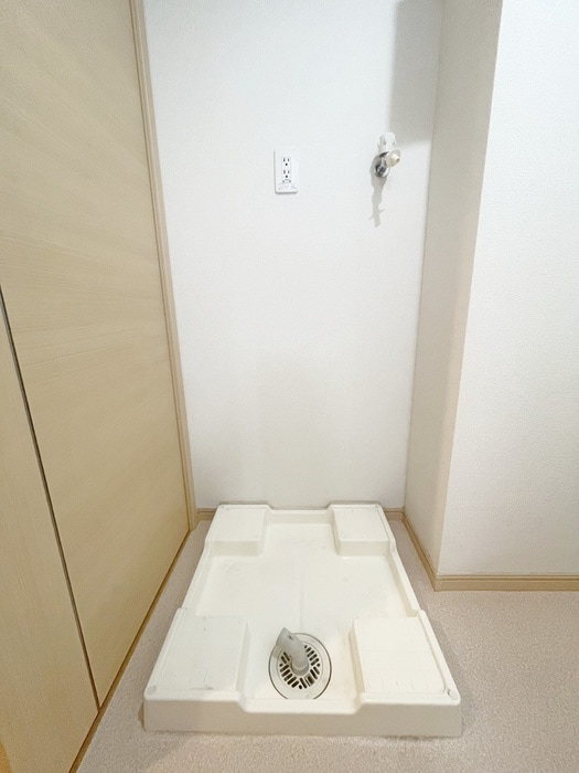 洗濯機置場 ＳＨＩＮＥ－Ｃ