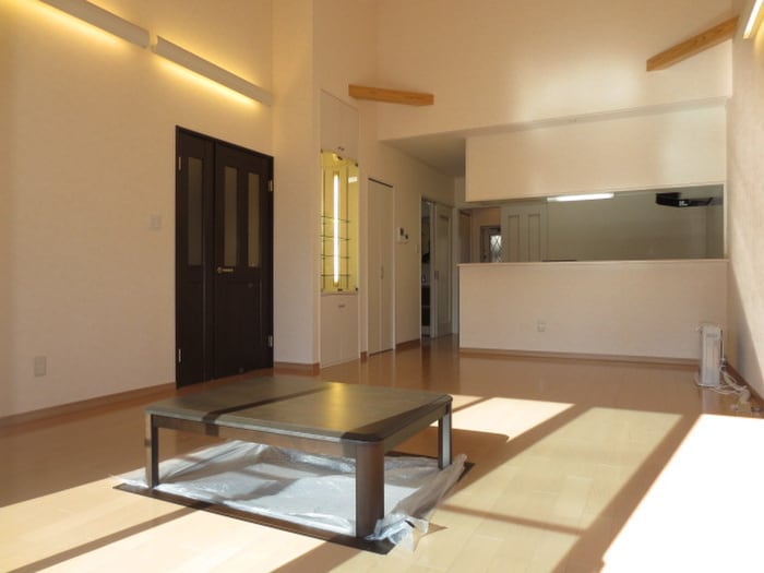 居室 長命ケ丘四丁目貸家