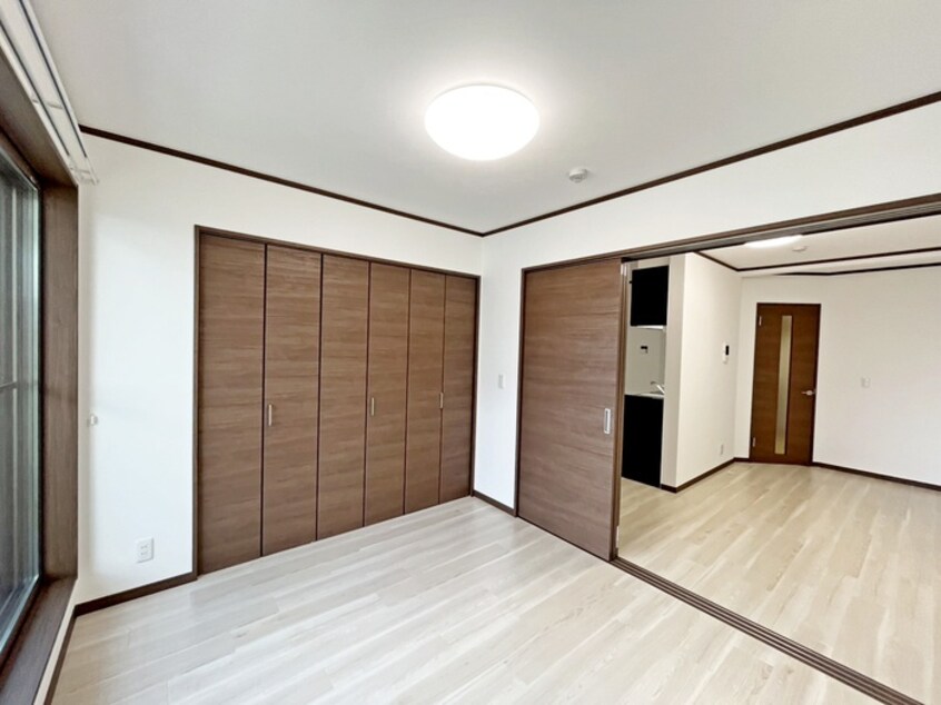 居室 コンフォルト泉中央