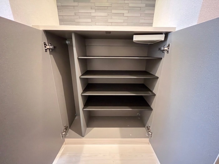 靴箱 シャーメゾン真栄上杉Ⅱ