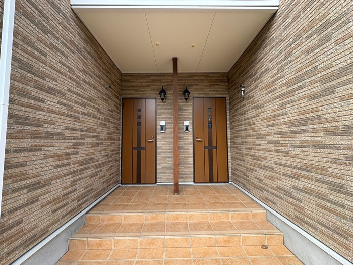 エントランス部分 ストロベリーハウスⅢ