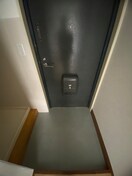 玄関 メイゾン西多賀