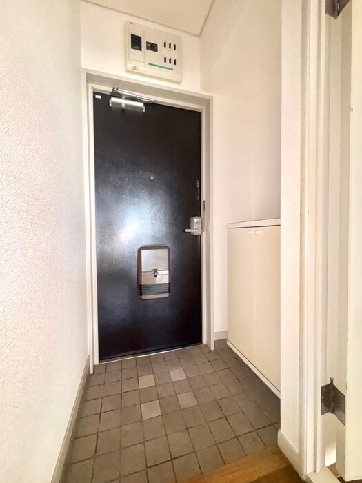 玄関 ルベール栄