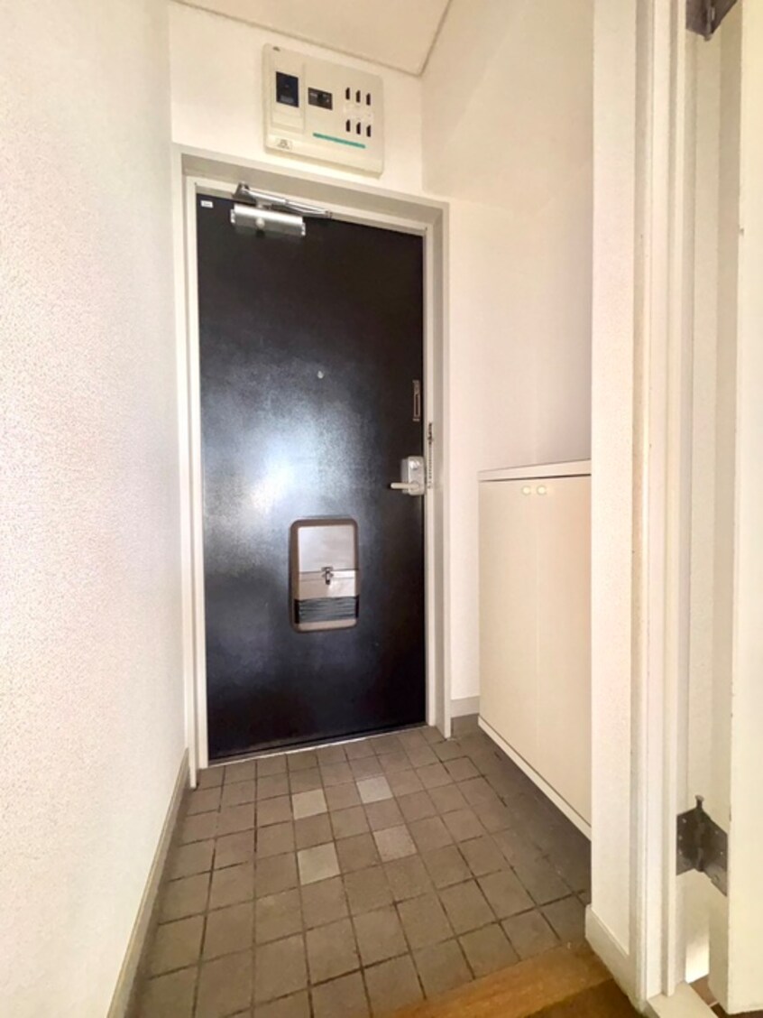 玄関 ルベール栄