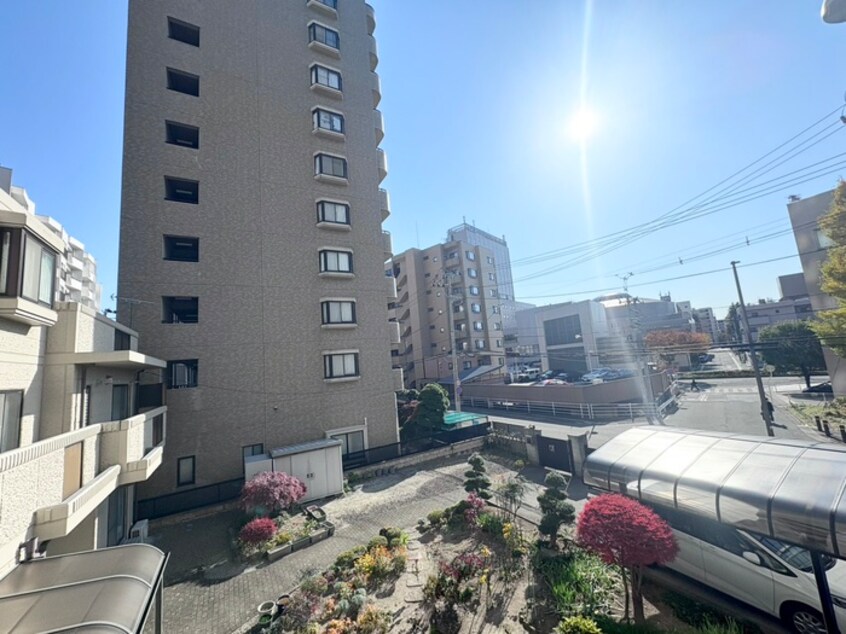 室内からの展望 Ｌａ　Ｄｏｕｃｅｕｒ榴ヶ岡