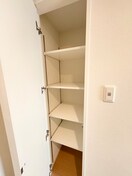 靴箱 Ｌａ　Ｄｏｕｃｅｕｒ榴ヶ岡