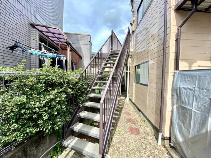 駐輪場 コーポ泉