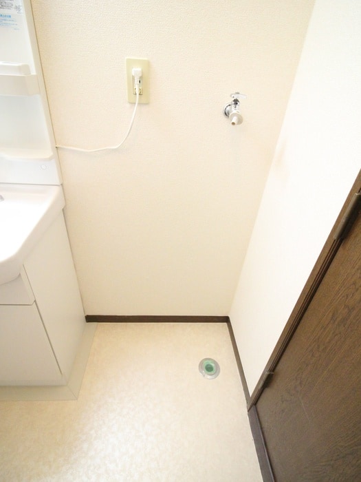 洗濯機置場 ベルグラン今泉Ⅰ