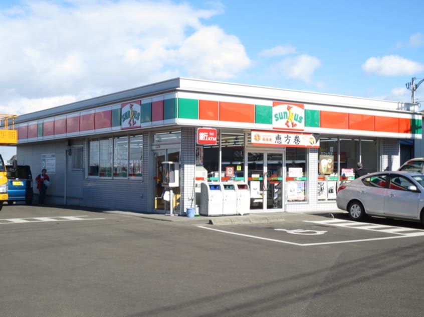 サンクス仙台六郷店(コンビニ)まで700m ベルグラン今泉Ⅰ