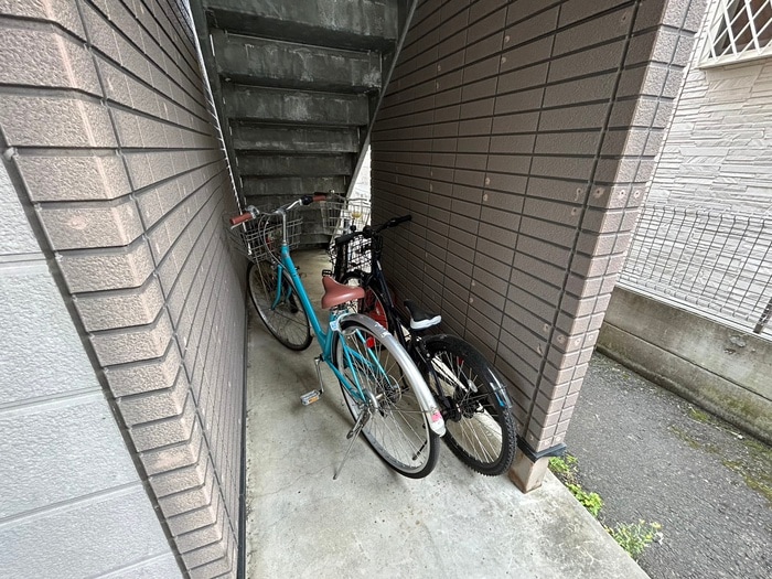 駐輪場 ファミール高松