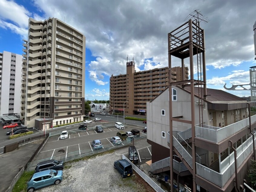 室内からの展望 クリエイトビル大和町