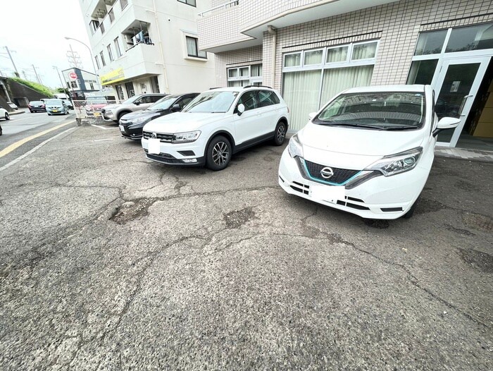 駐車場 フローセラス銀杏町