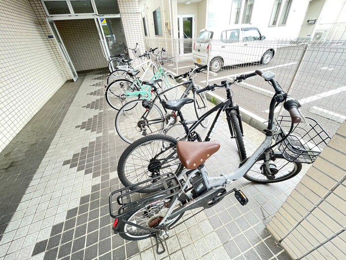 駐輪場 フローセラス銀杏町