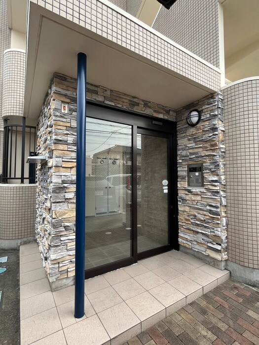 エントランス部分 Polestar Mori