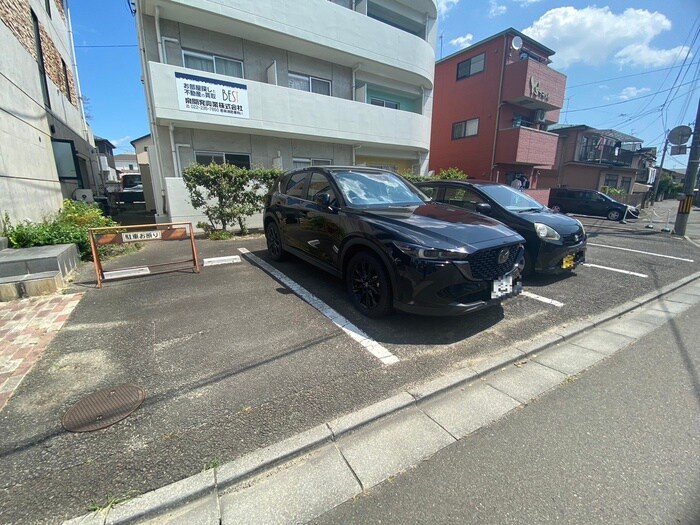 駐車場 アトリエ818