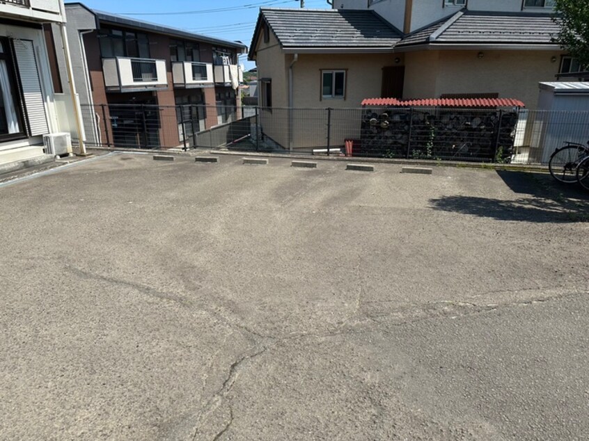 駐車場 アーバンヒルズ安養寺