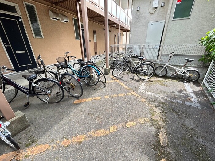 駐輪場 ファミール木ノ下