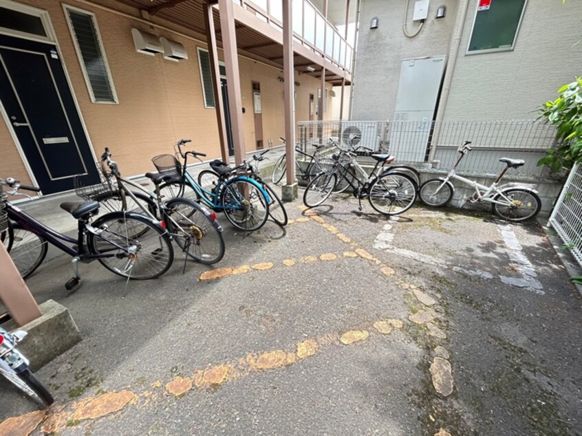 駐輪場 ファミール木ノ下