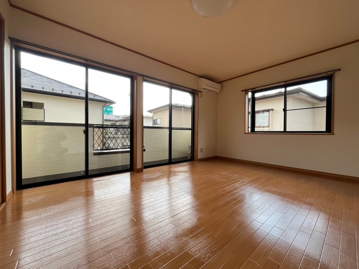 居室 シャルマン