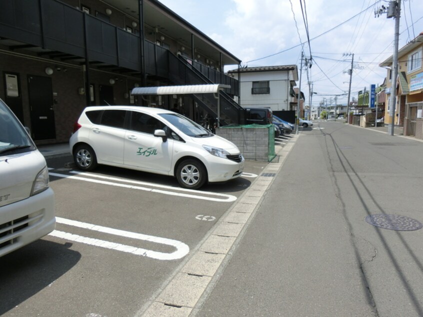 駐車場 アムール沖野