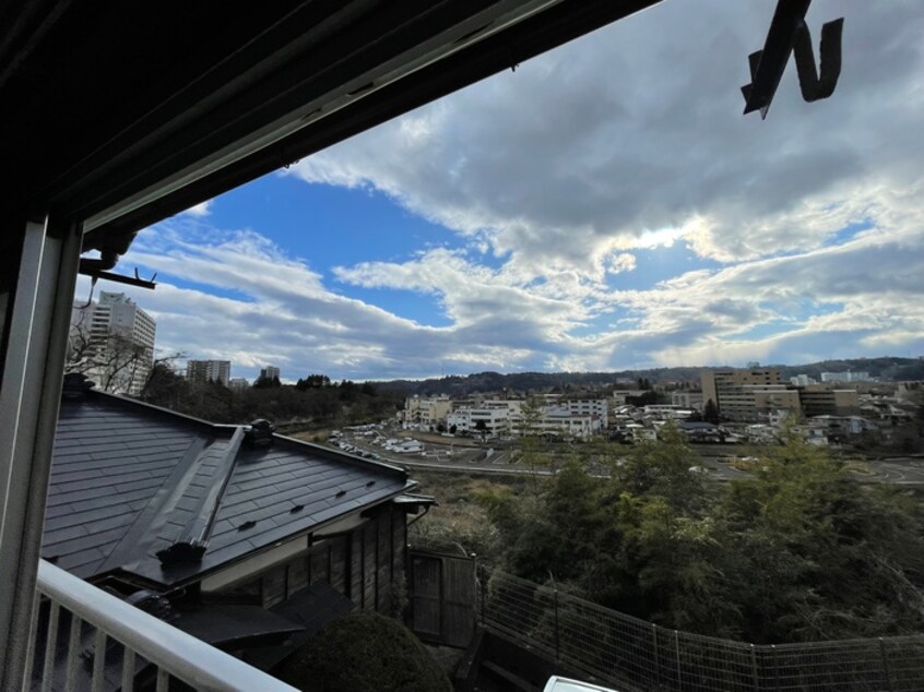 室内からの展望 小野寺アパート