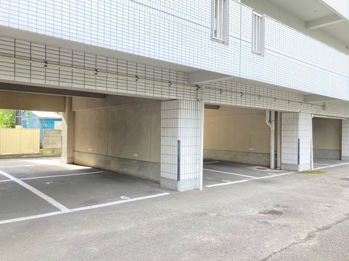 駐車場 清菱ハイツ