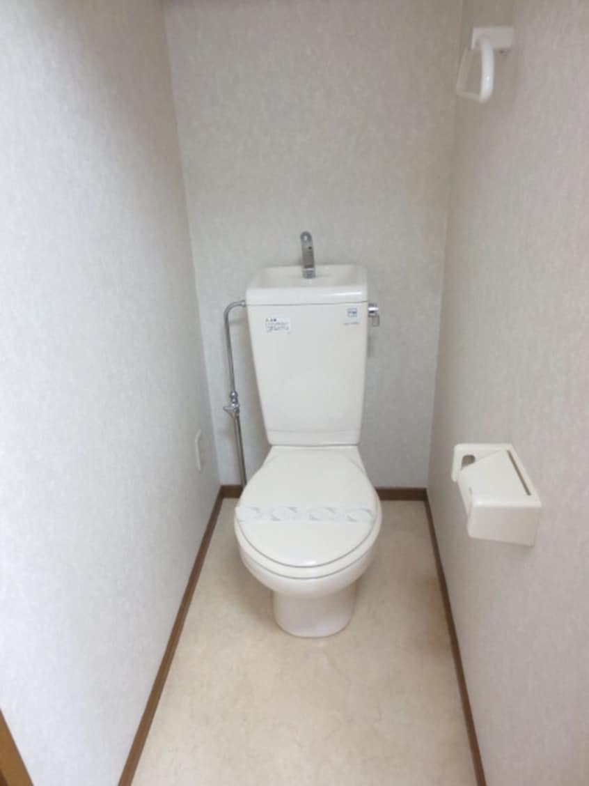 トイレ ＣＣＤ萩野町