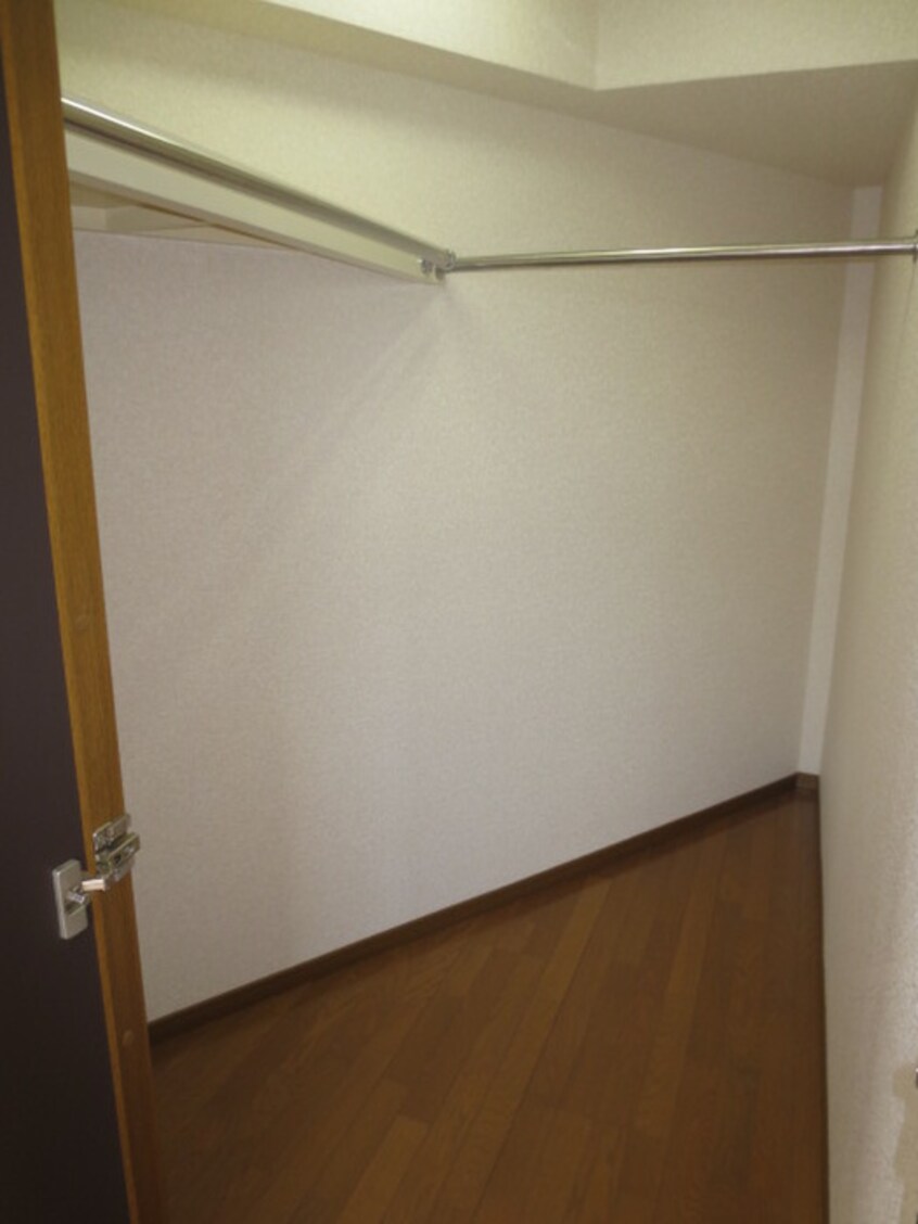 収納 ＣＣＤ萩野町