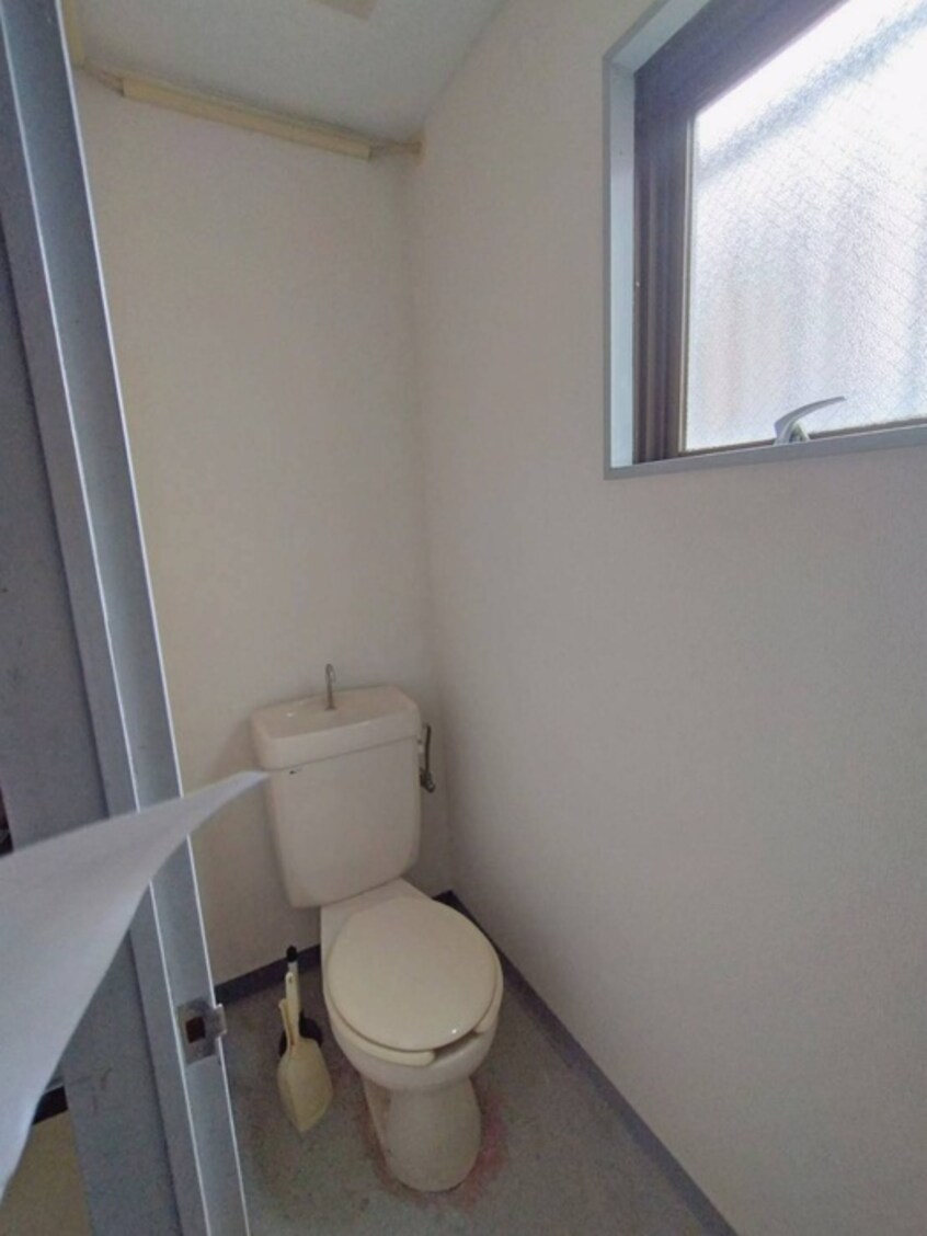 トイレ 陽だまり川平館