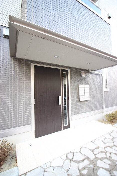 エントランス部分 ハイブリッジ恵和町