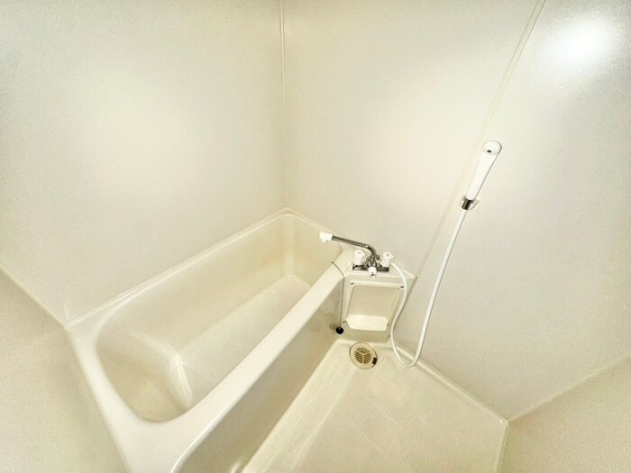 バス／シャワールーム等 アウラ8