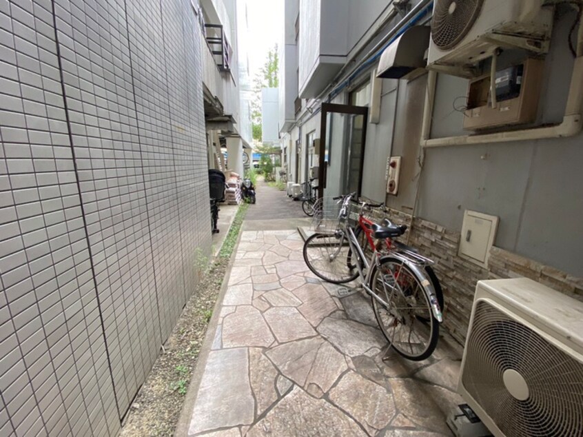 駐輪場 ジュネパレス