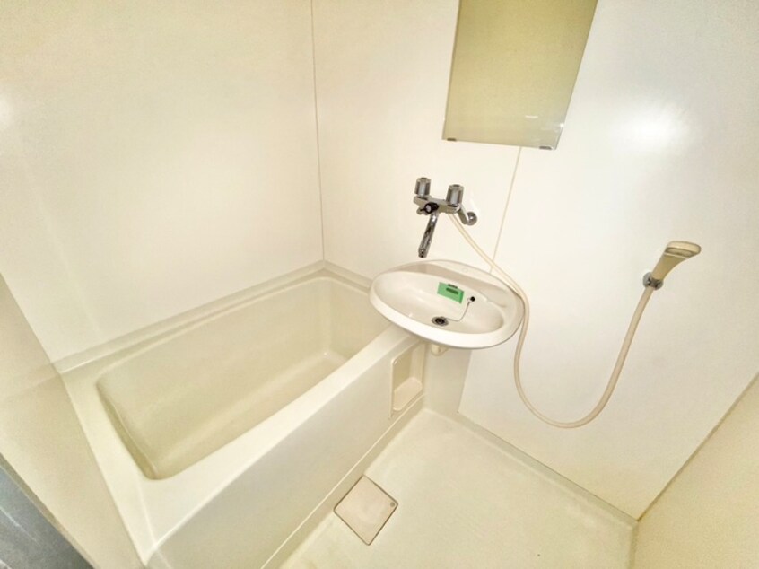 バス／シャワールーム等 ジュネパレス