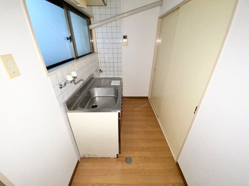 廊下 ジュネパレス