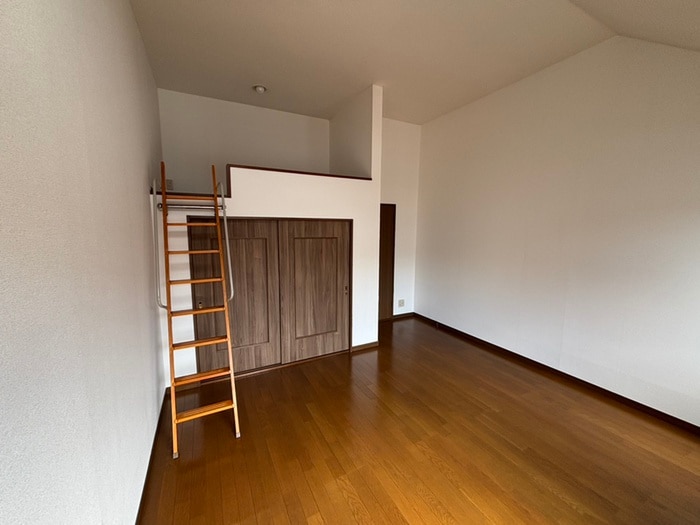 居室 コンフォートタカノ