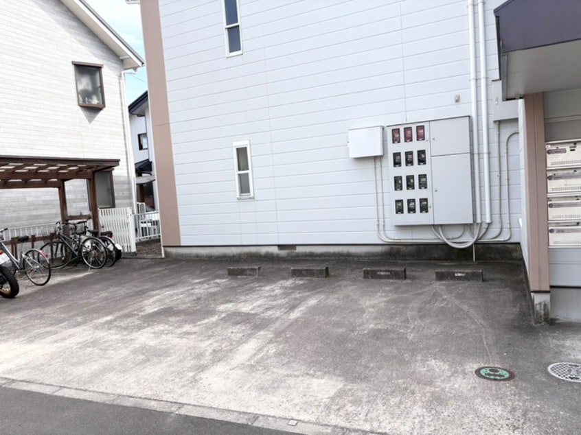 駐車場 フォレストハイム河原町