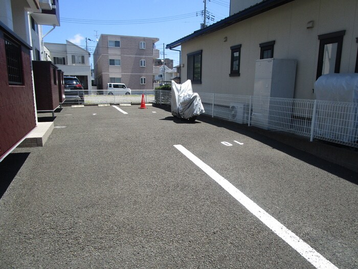 駐車場 ＯＺ新田東