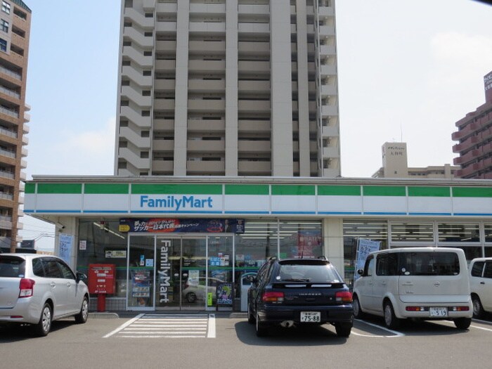 ファミリーマート仙台大和町店(コンビニ)まで409m ビューハイツK